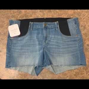 Isabel maternity jean shorts